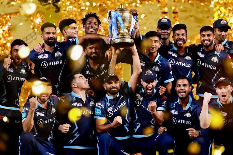 Gujarat Titan IPL 2022 Winners Trophy