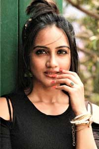 Amika Shail Cast Actress