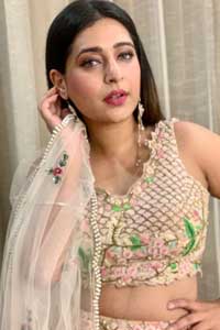 Shiny Dixit Cast Actress